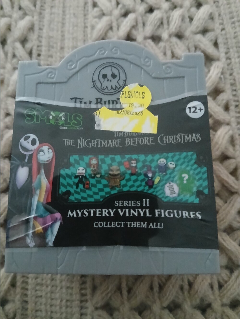 TIM BURTON'S THE NIGHTMARE BEFORE CHRISTMAS SUPRISE VINYL FIGURINE BLIND BOX